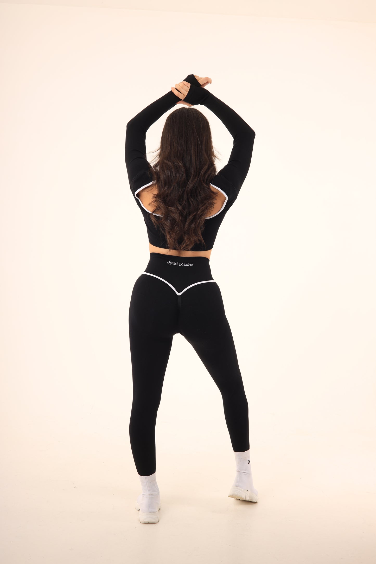 Sofia’s Desires Sculpt Long-Sleeve Set