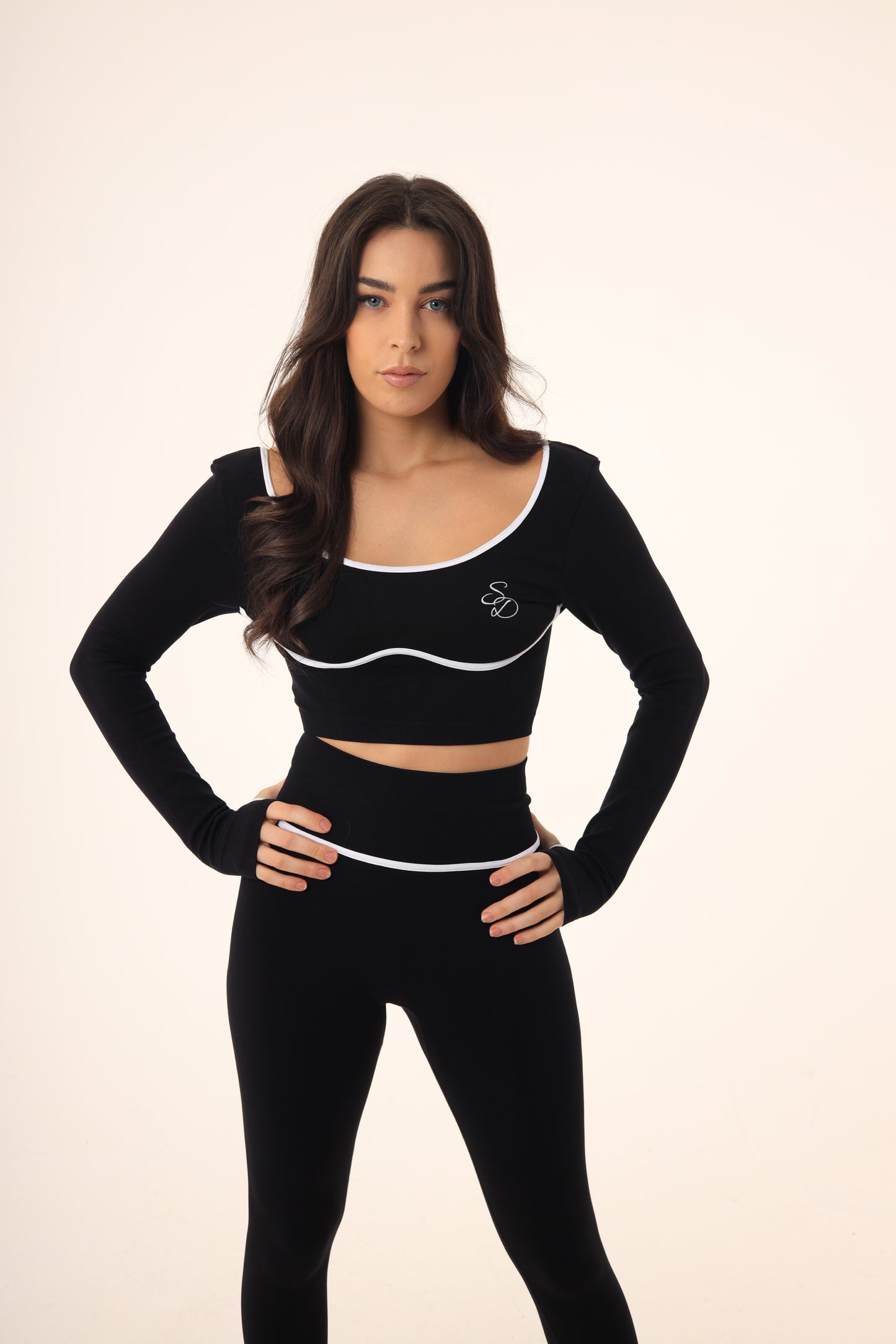 Sofia’s Desires Sculpt Long-Sleeve Set